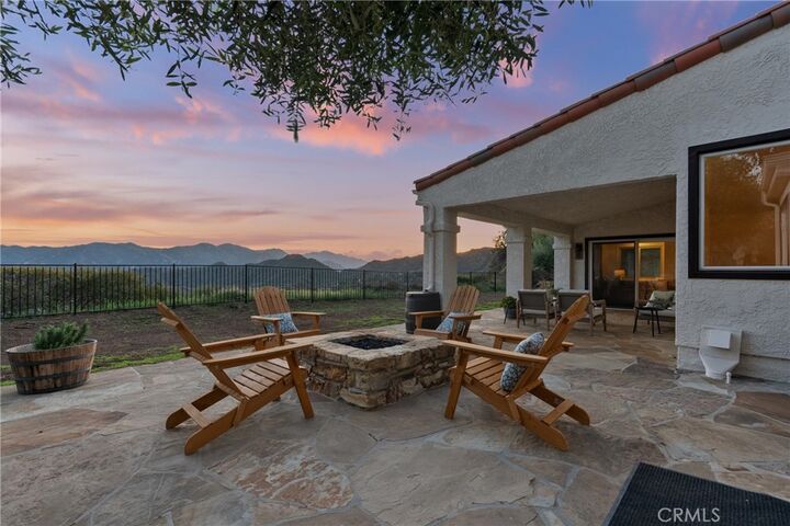 Property Photo:  25174 Mulholland Highway  CA 91302 