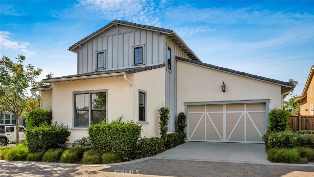 Property Photo: 126 Luneta Lane CA 92694