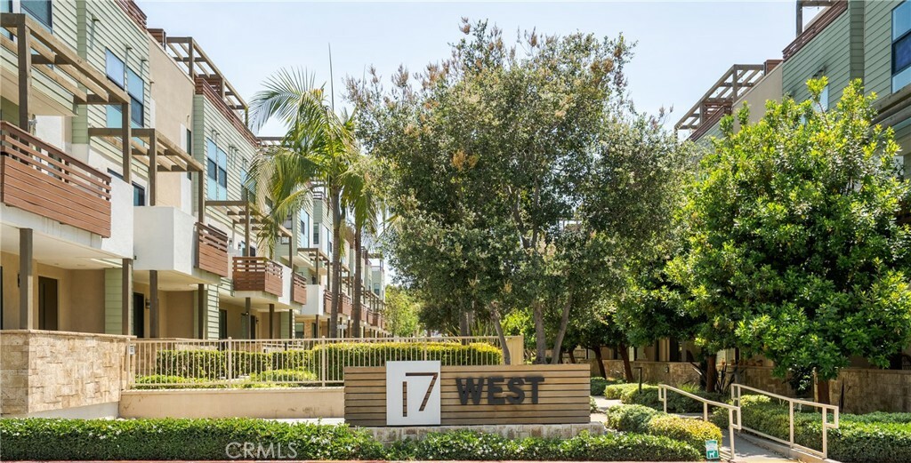 Property Photo: 687 W 17th Street CA 92627