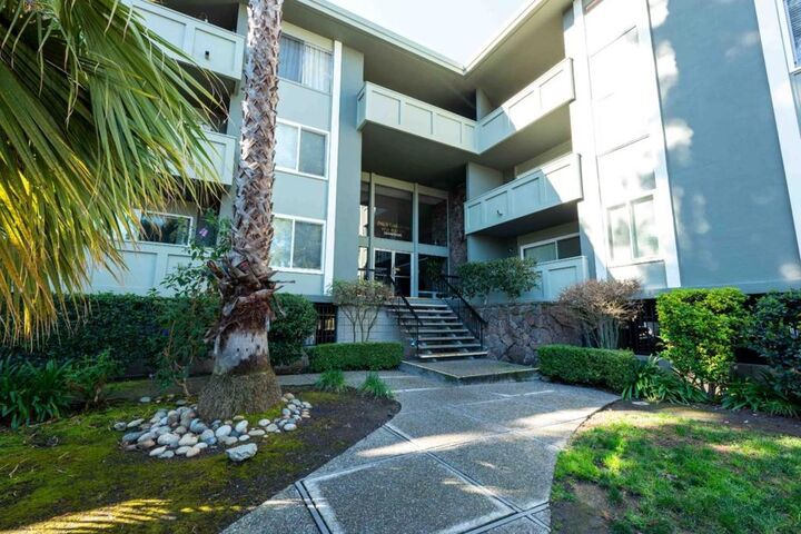 1458 Hudson Street 305  Redwood City CA 94061 photo