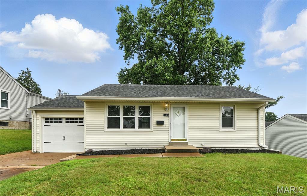 Property Photo: 9916 Jan Drive MO 63123