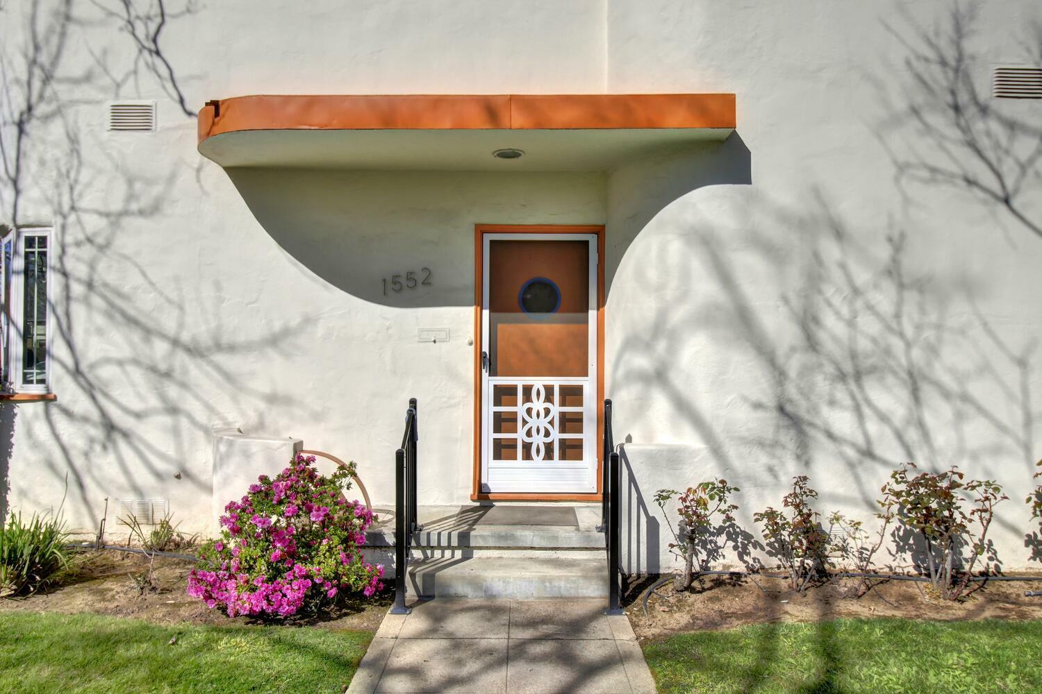 Property Photo: 1552 37th Street CA 95816