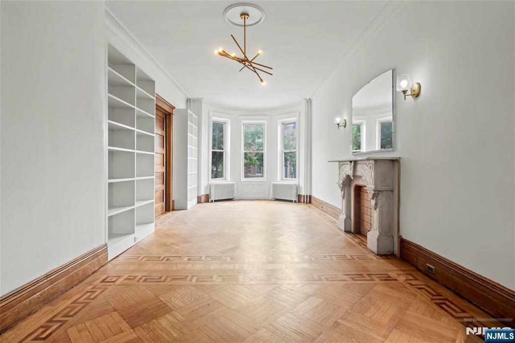 Property Photo: 264 Woodlawn Avenue NJ 07305