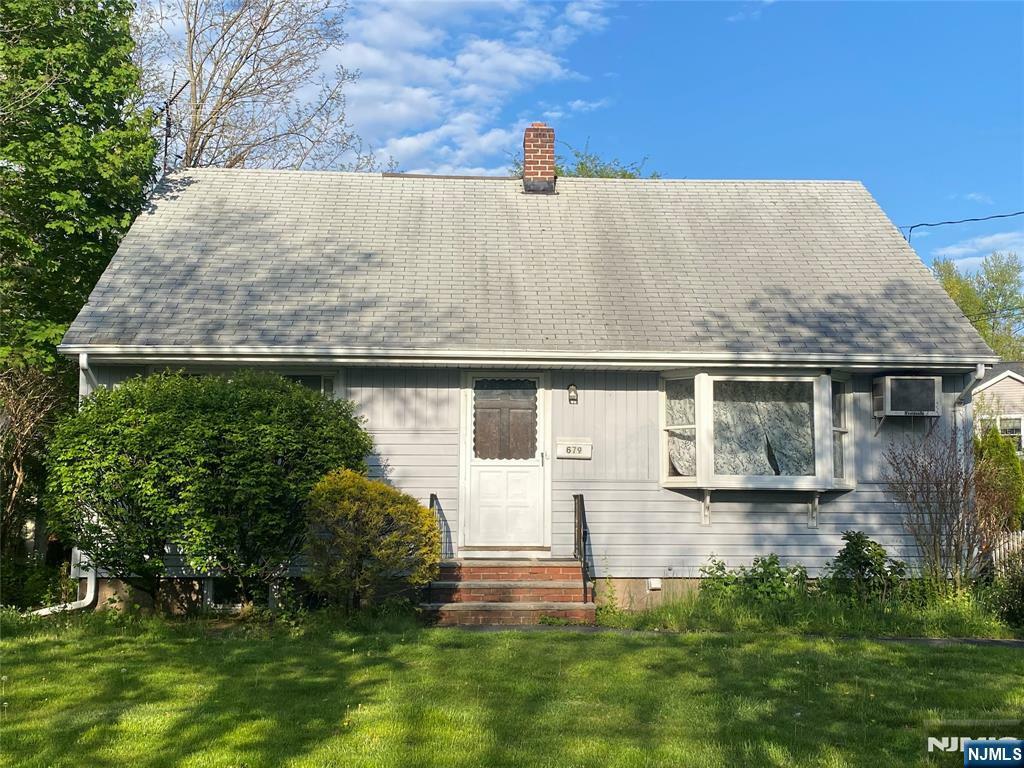Property Photo:  679 Midwood Road  NJ 07450 