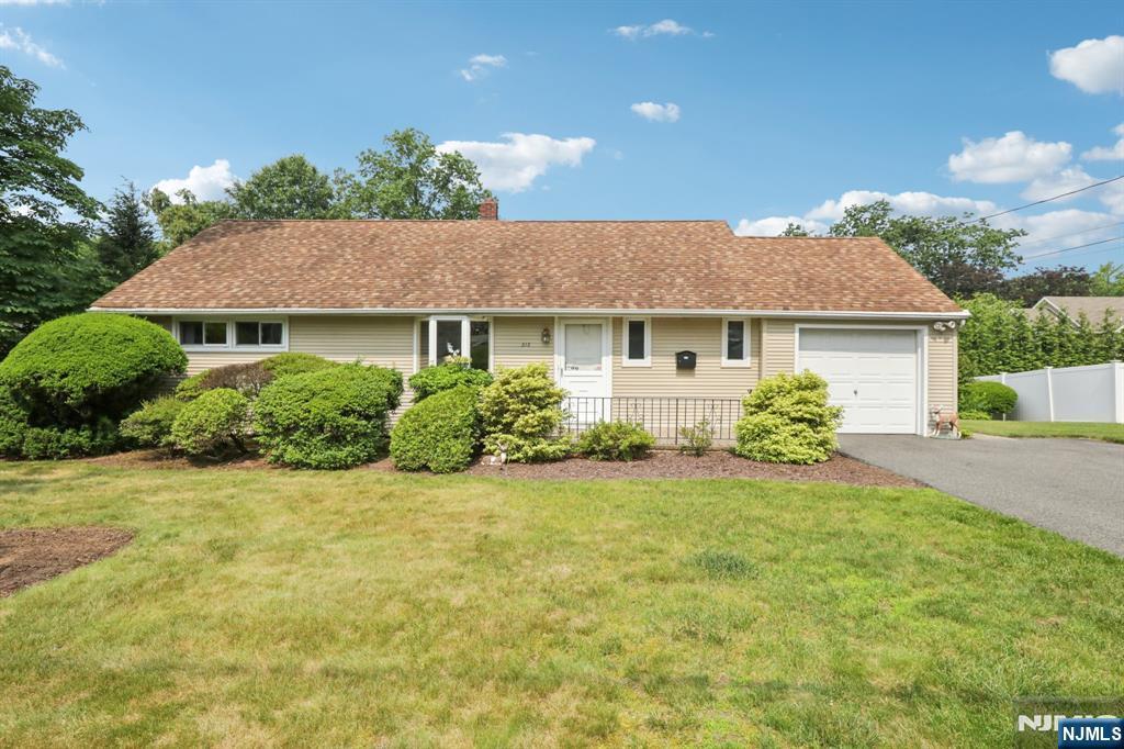 Property Photo: 515 Salem Street NJ 07652