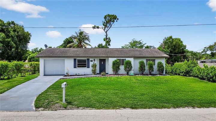 Property Photo: 7416 Pine Dr FL 33967
