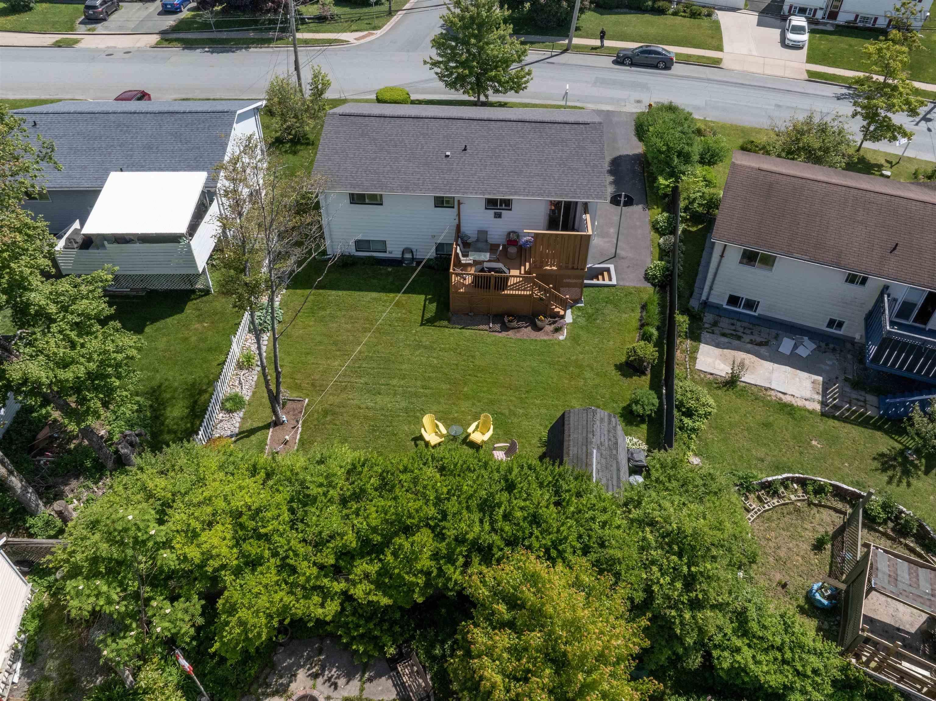 Property Photo: 8 Cranberry Crescent NS B2W 5A1