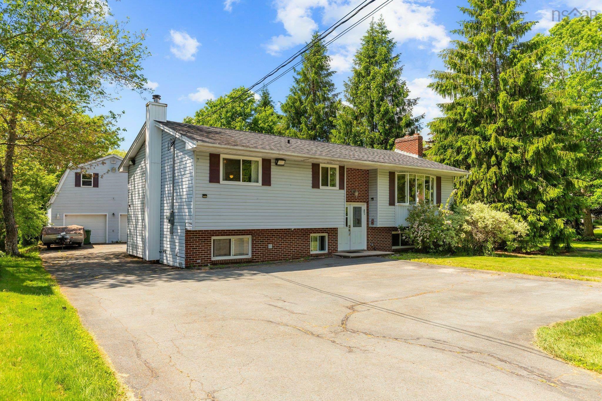 60 Fletcher Drive  Fall River NS B2T 1J2 photo