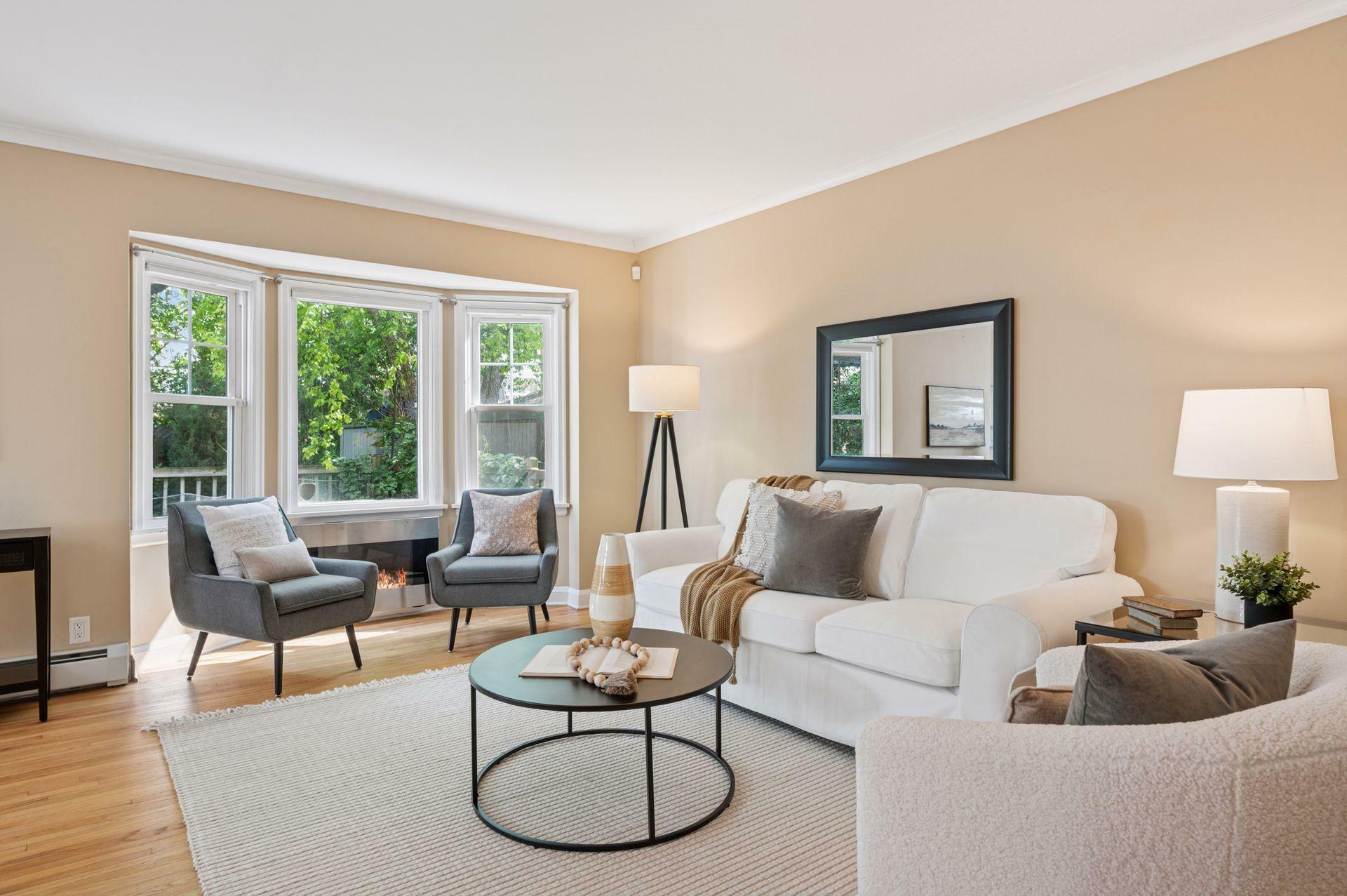 Property Photo: 2034 Pinehurst Avenue MN 55116