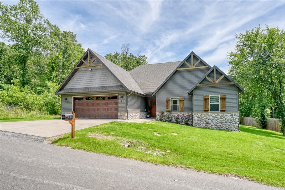 Property Photo:  105 Rountree Drive  AR 72715 
