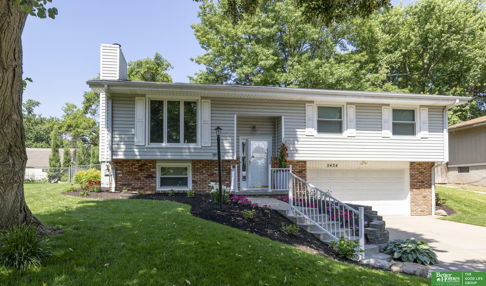 Property Photo: 5424 S 151 Street NE 68137