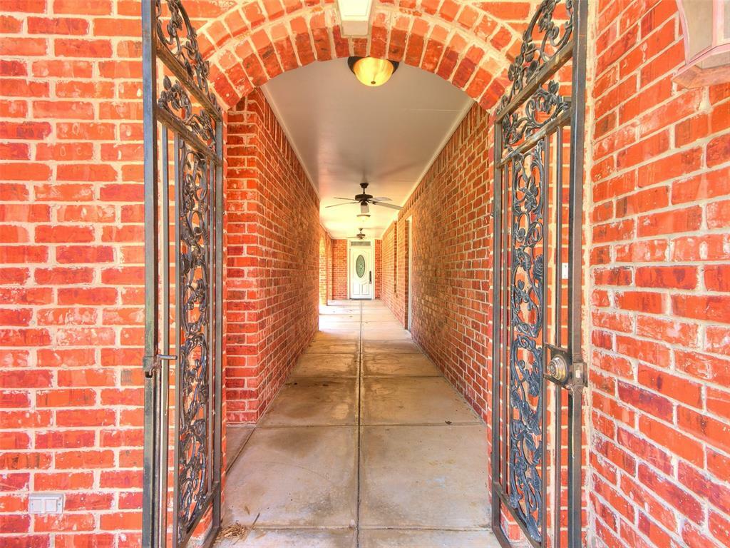 Property Photo: 1031 Hidden Valley Lane OK 73020