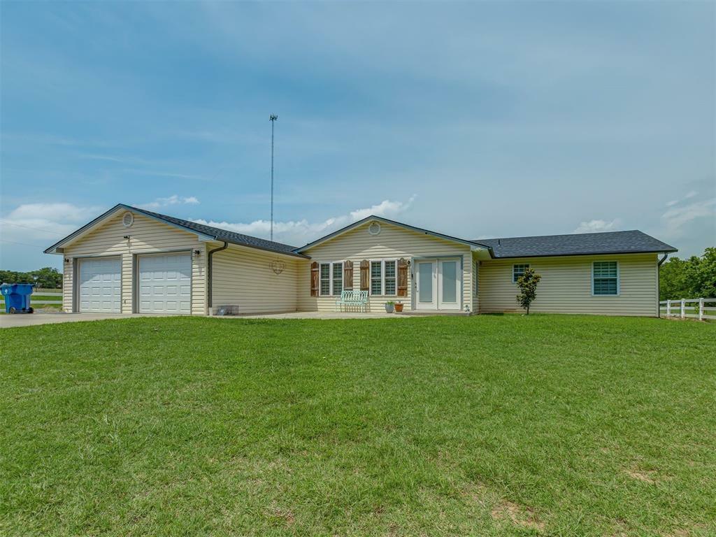 Property Photo: 111 E Memorial OK 73055