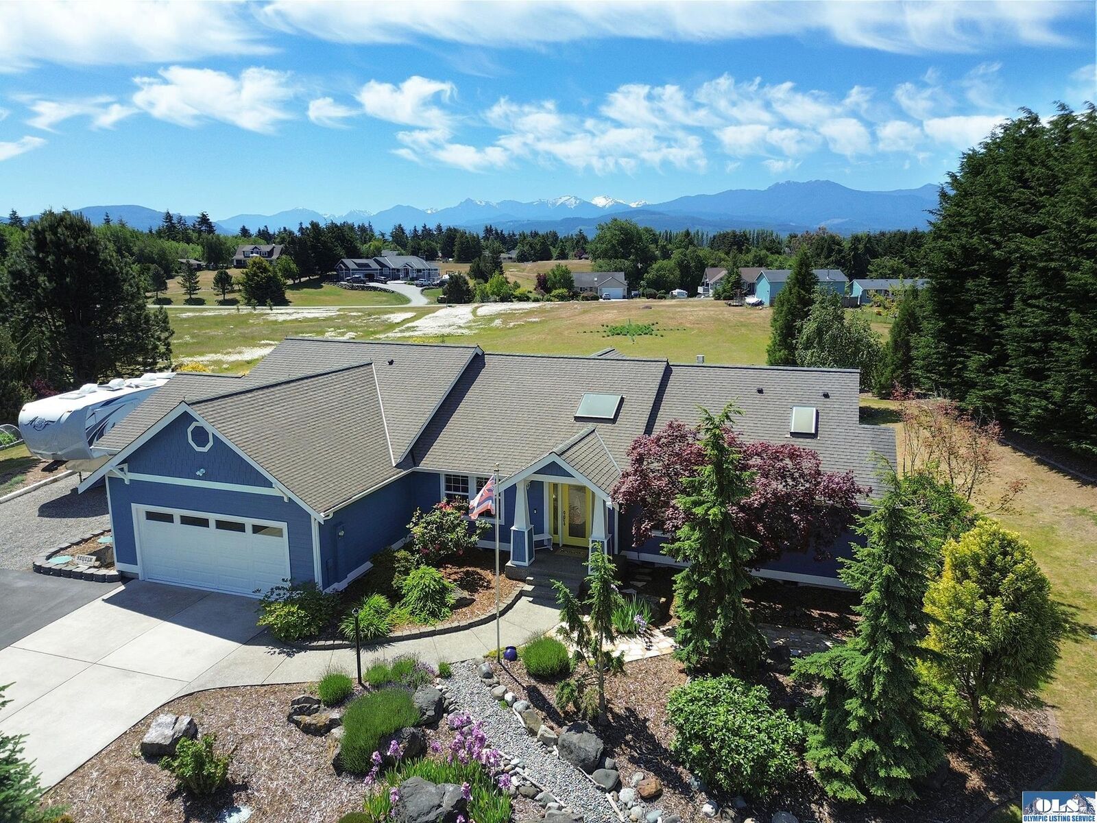 Property Photo:  206 Buckhorn Road  WA 98382 