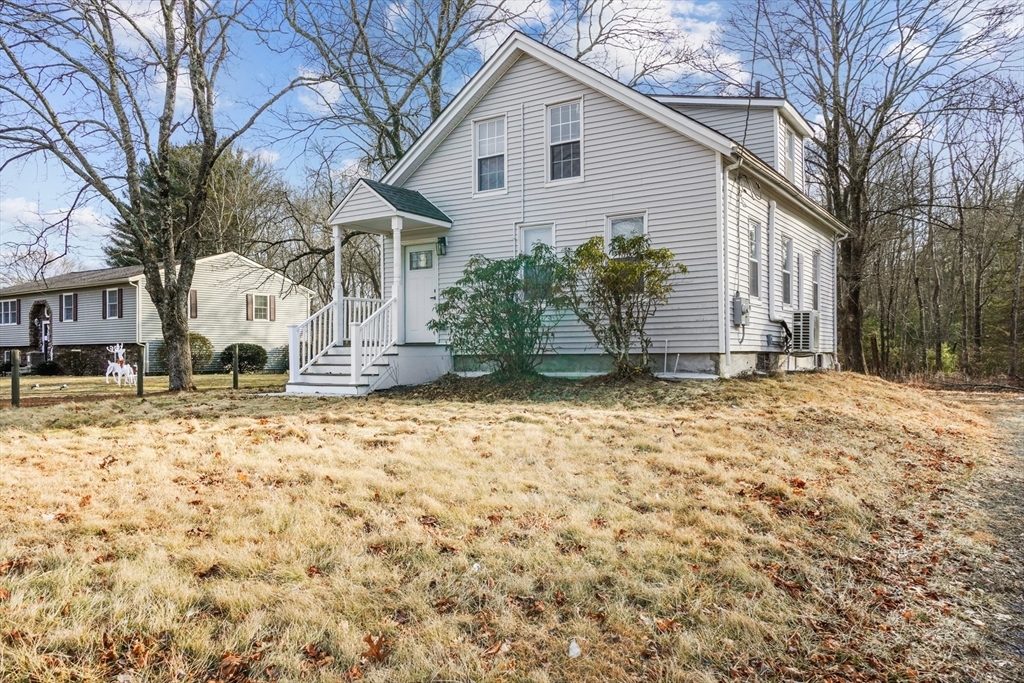 Property Photo: 173 S Worcester St MA 02766