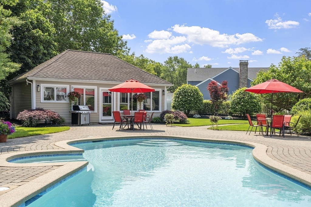 Property Photo:  24 Anna Drive  MA 01923 