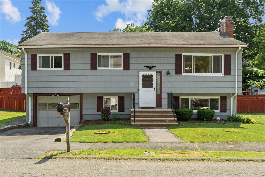 Property Photo:  9 Hilltop Ave  MA 01906 
