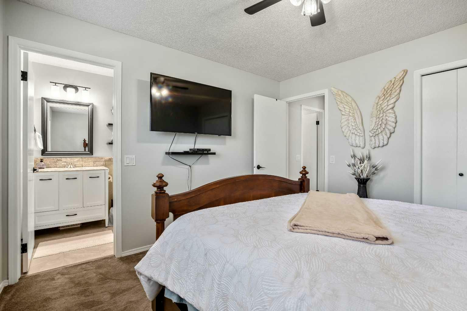 Property Photo: 438 Sheep River Point AB T1S 1S3