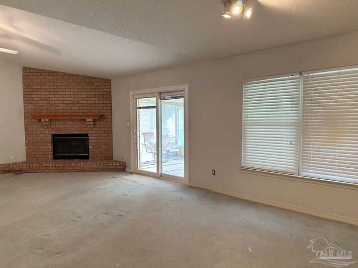 Property Photo:  5473 Timber Creek Cir  FL 32571 
