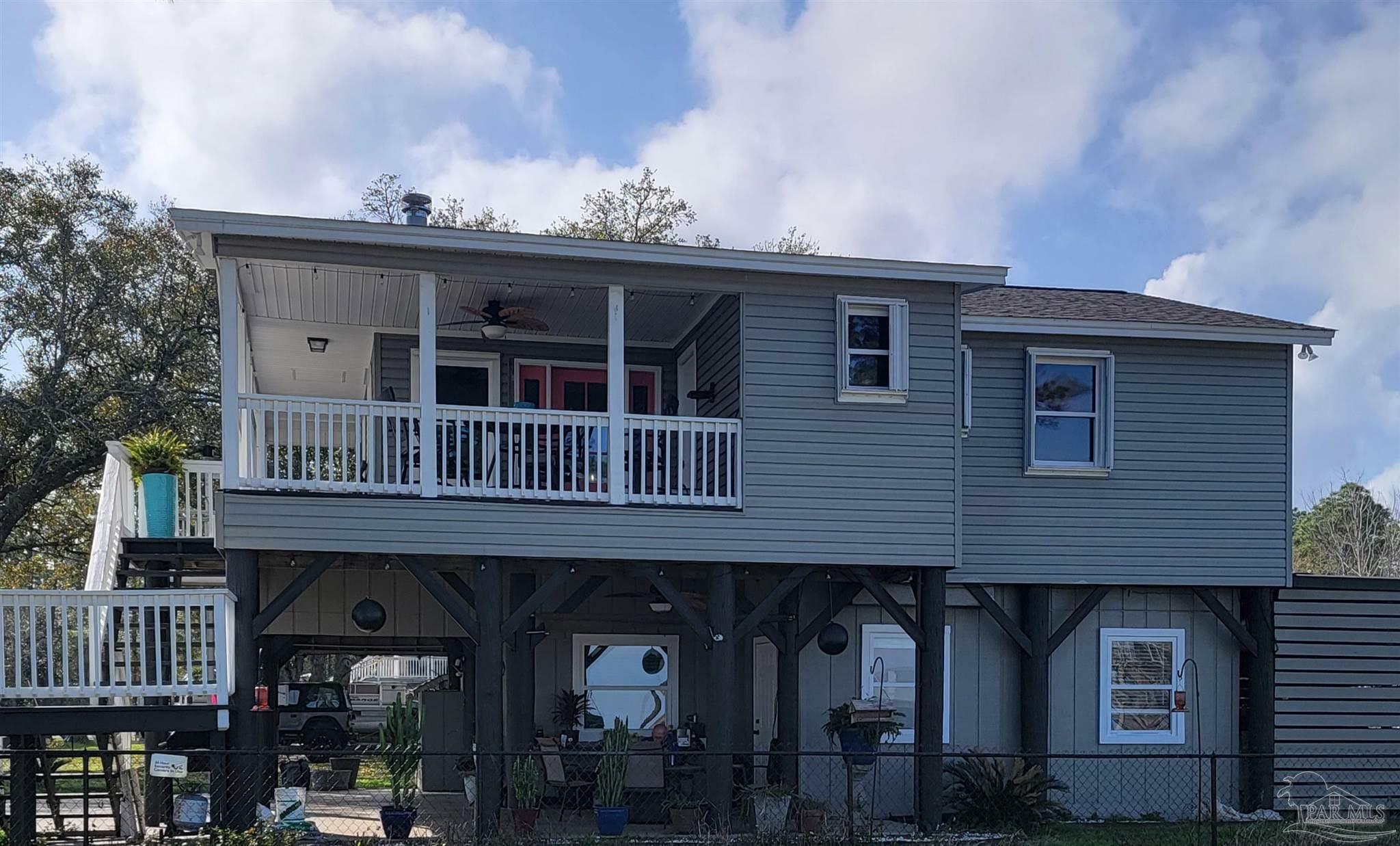Property Photo: 6416 Grey Heron Dr FL 32583