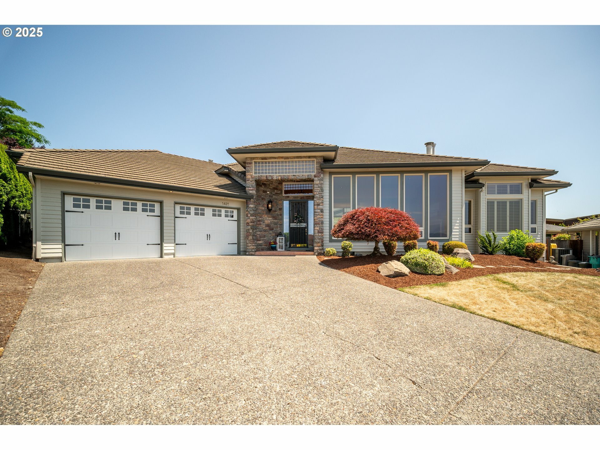 Property Photo: 1421 SE 79th Ct WA 98664