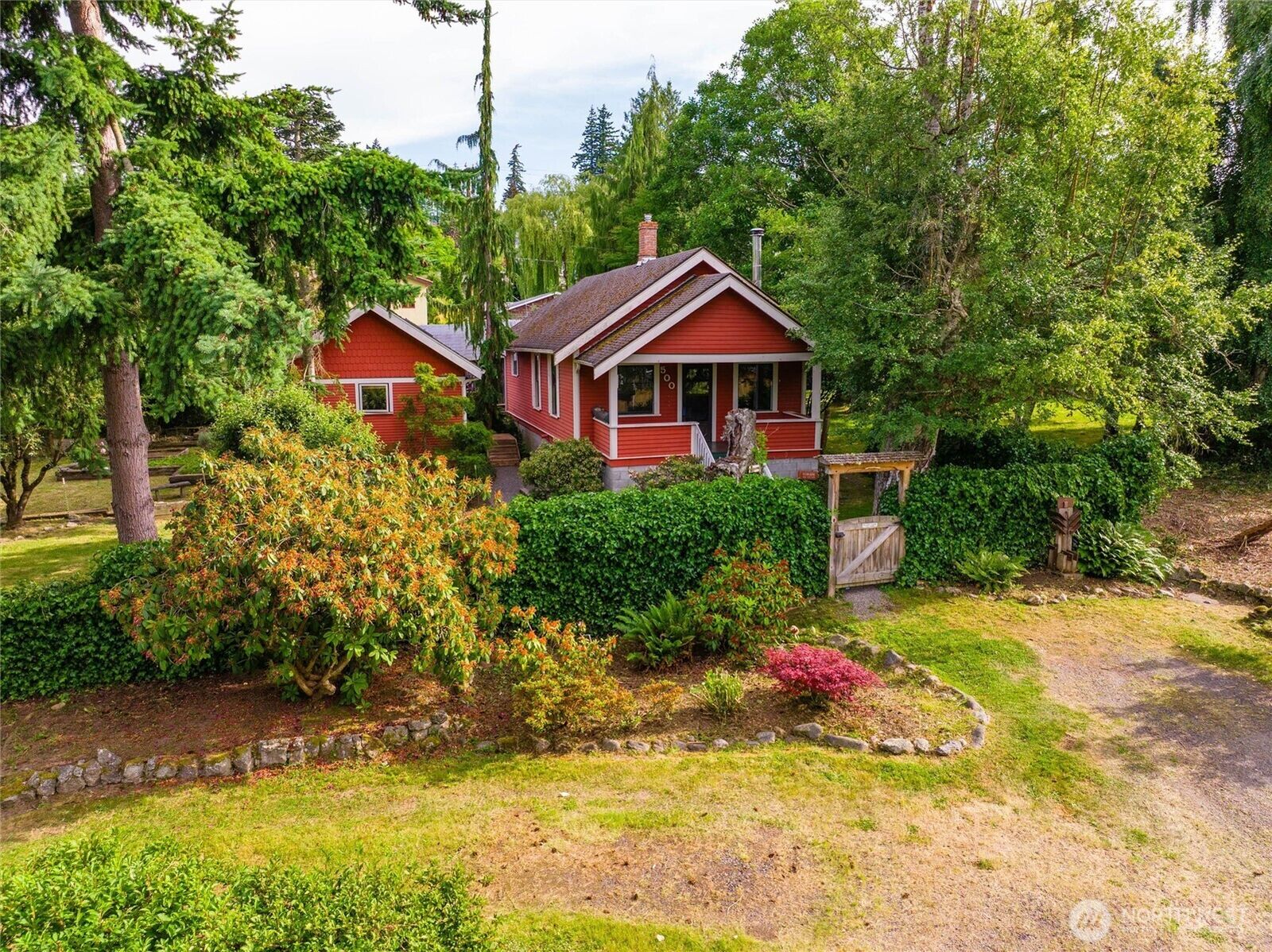 Property Photo:  500  Wilson Avenue  WA 98225 