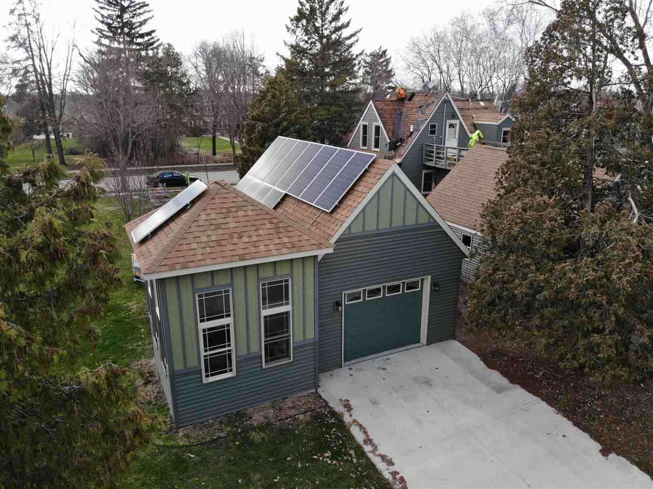 Property Photo:  409 N Sidney Street 25  WI 54136-9999 