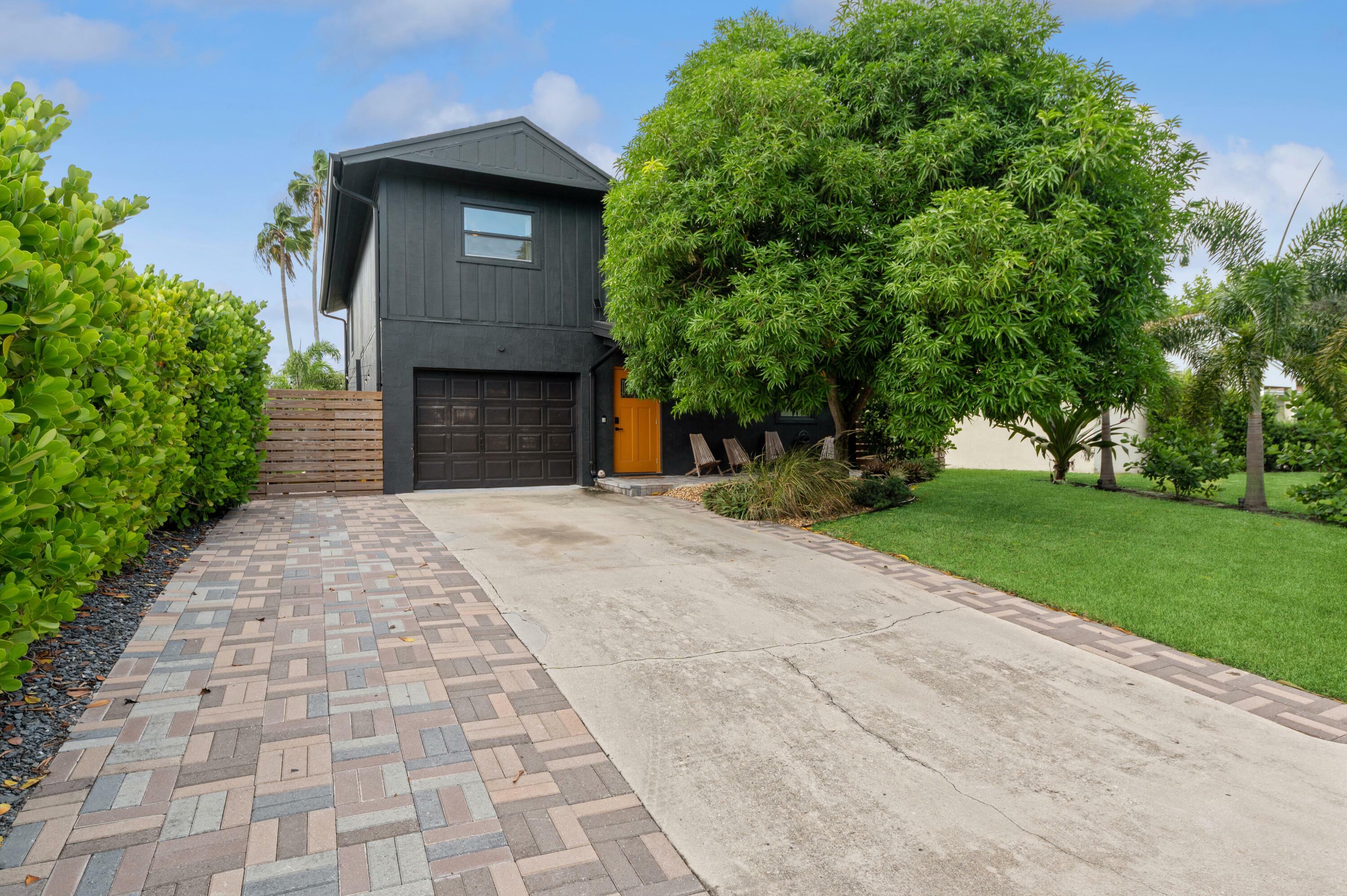 Property Photo: 2385 Zeder Avenue FL 33444