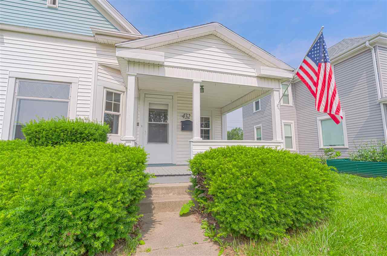 Property Photo: 432 SW 3rd Street IN 47374