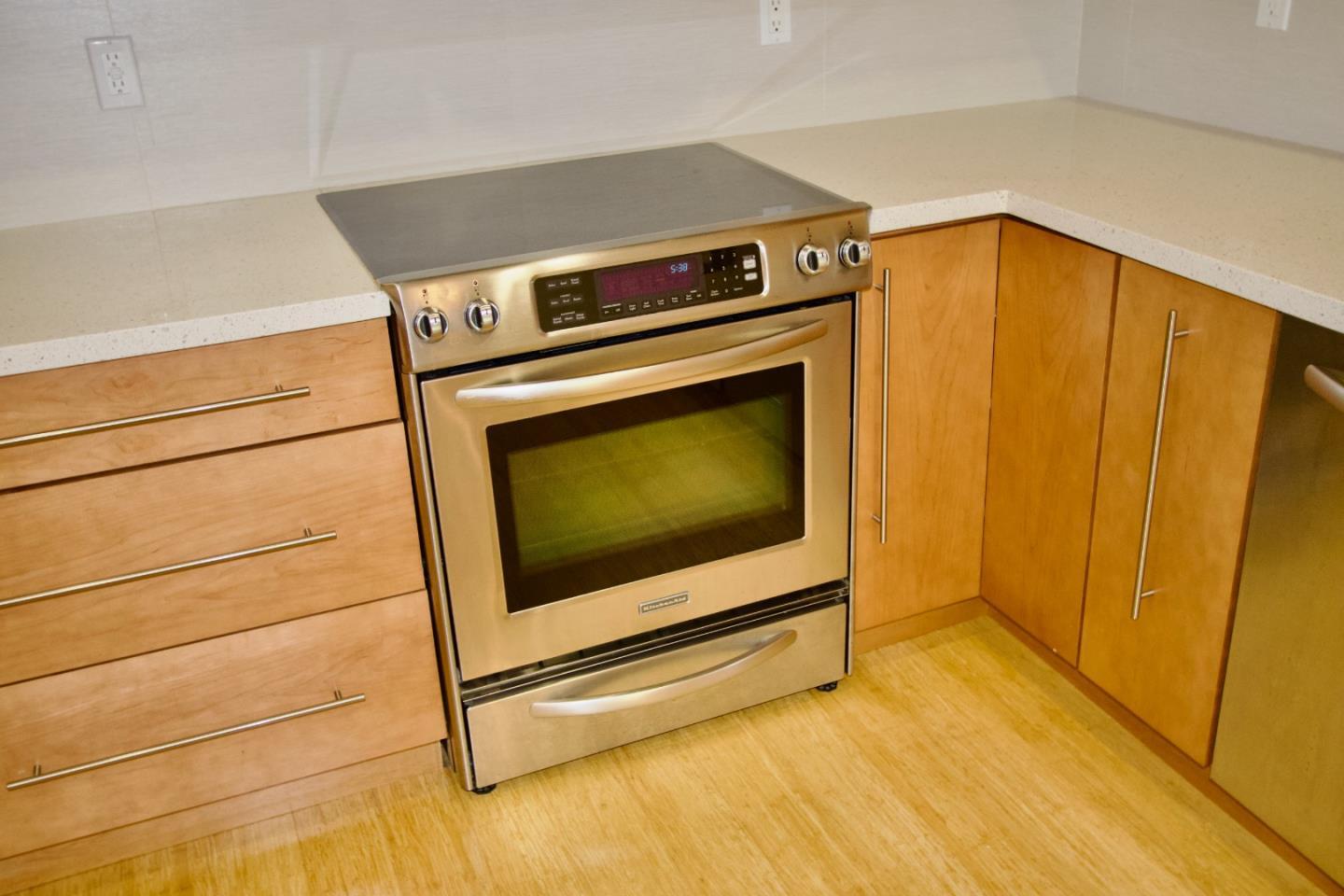 Property Photo: 7203 Shelter Creek Lane CA 94066