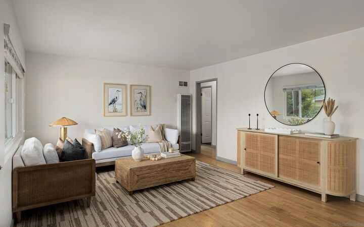 Property Photo:  1004 California St  CA 92054 