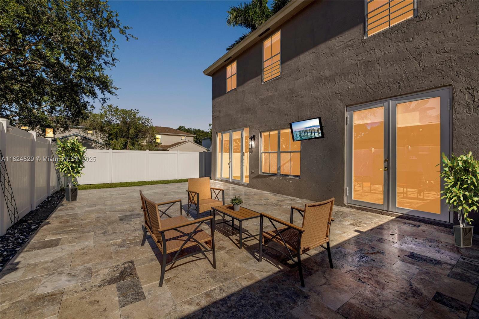 Property Photo: 20709 NW 1st St FL 33029