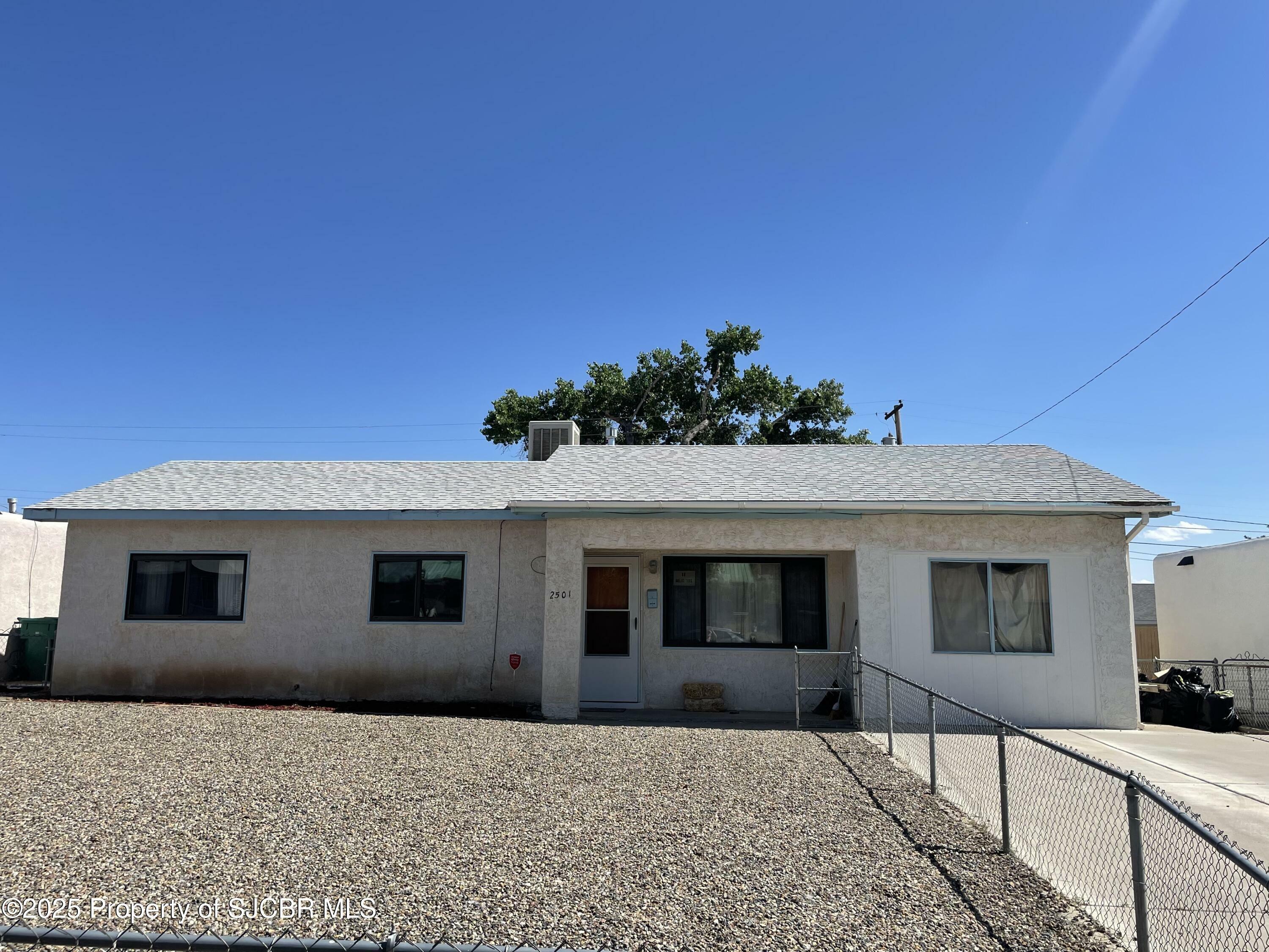 Property Photo: 2501 E 24th Street NM 87401