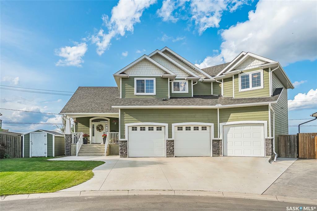 Property Photo: 214 Victor Terrace SK S0K 1E0