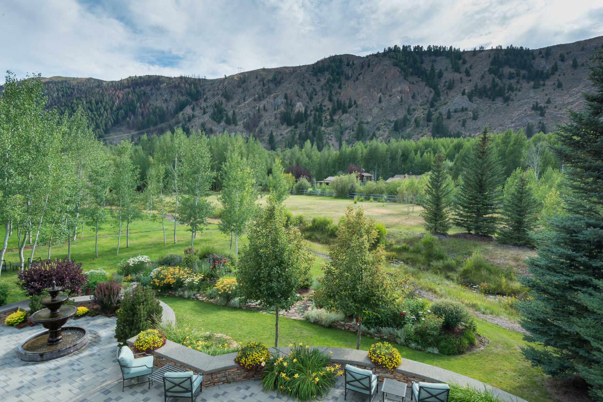 Property Photo: 137 Aspen Lakes Dr ID 83333