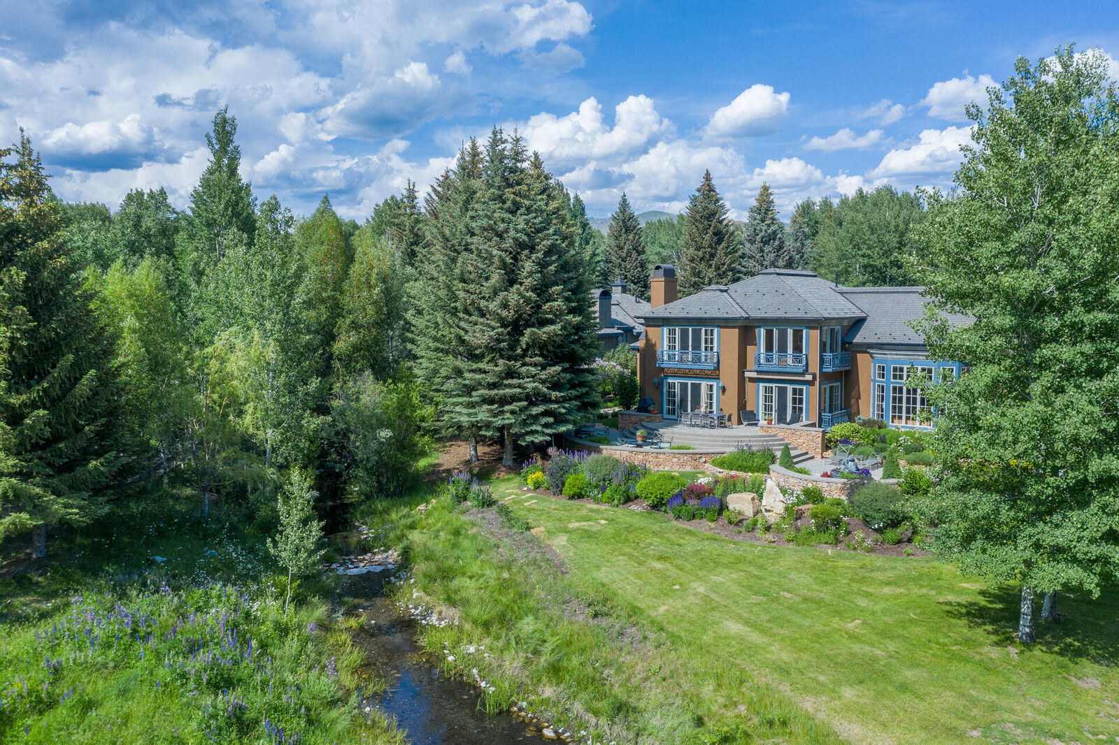 Property Photo:  137 Aspen Lakes Dr  ID 83333 