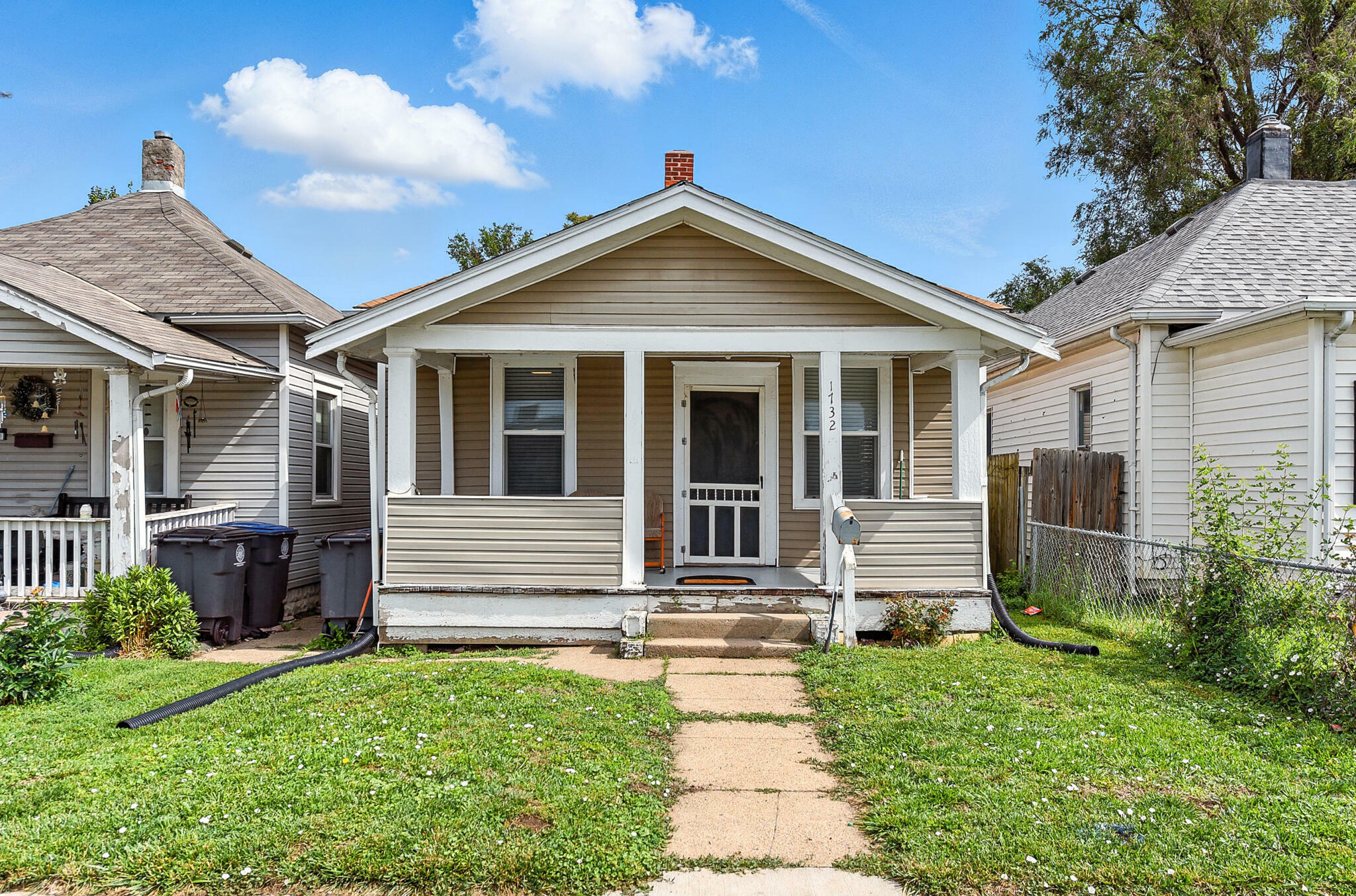 Property Photo:  1732 Avenue A  IA 51501 