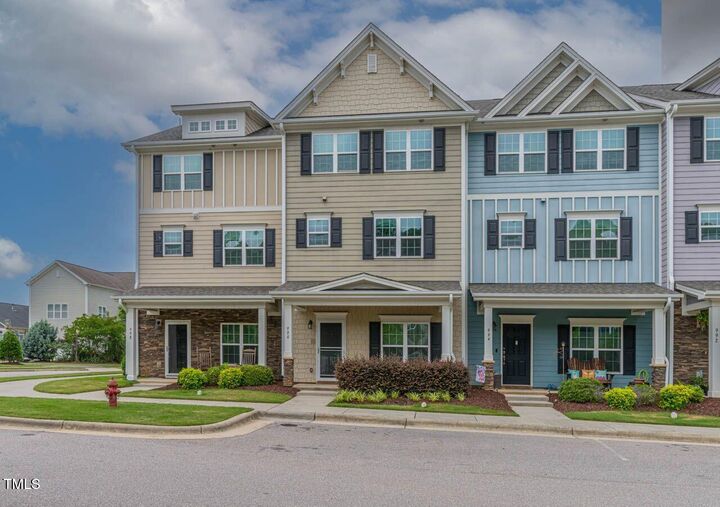 996 Tender Drive  Apex NC 27502 photo