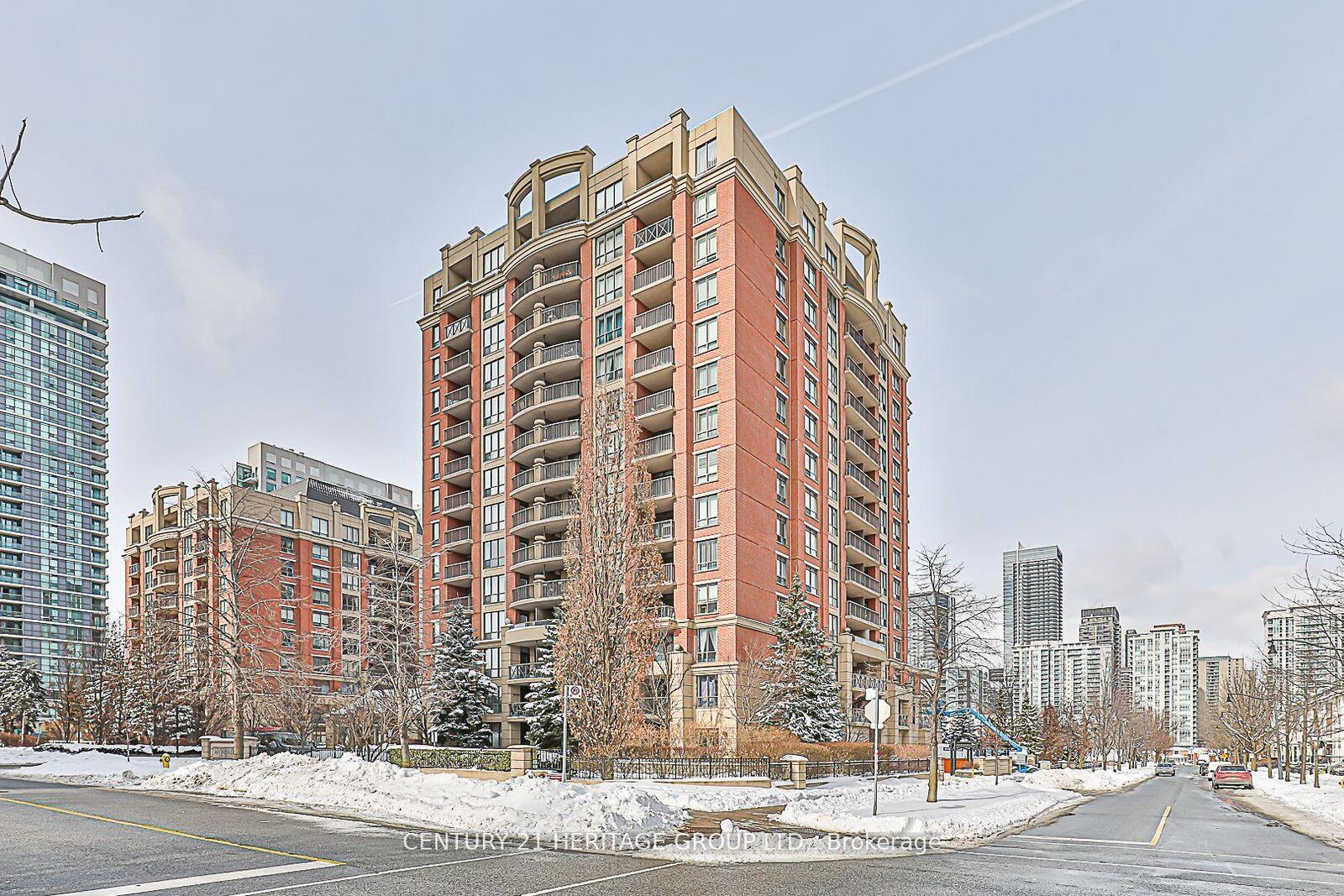 Property Photo: 55 Harrison Garden Boulevard S 407 ON M2N 7G3