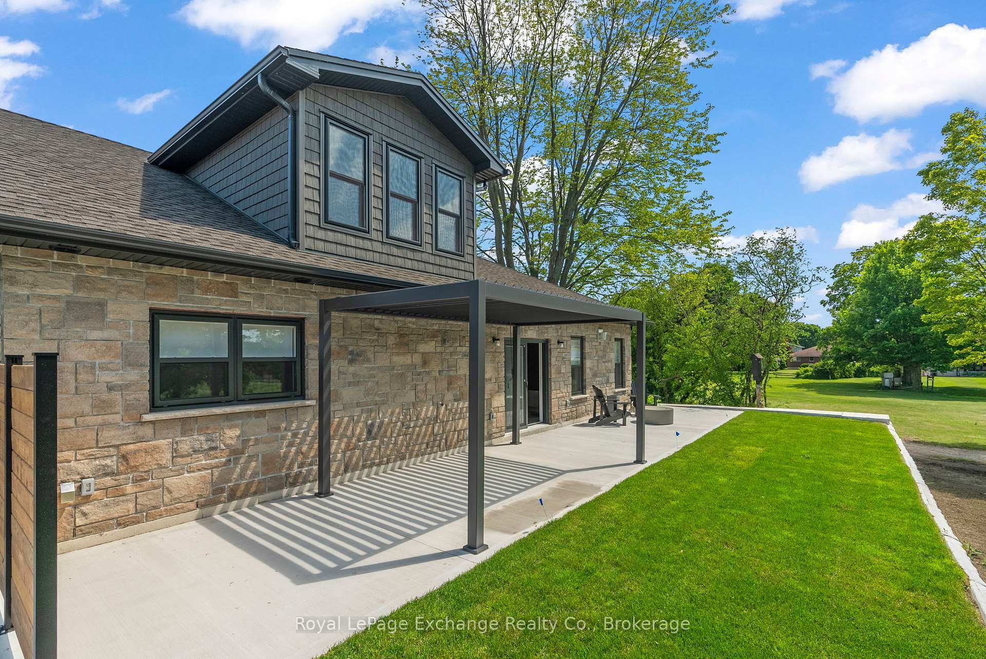 Property Photo: 1182 Queen Street 56 ON N2Z 1G4