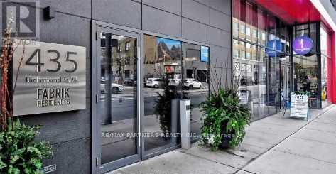 Property Photo:  435 Richmond Street W 1106  ON M5V 0N3 