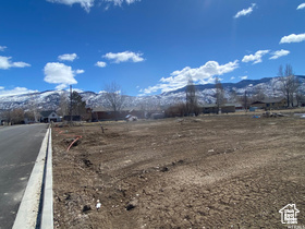 Property Photo: 335 W 600 N 14 UT 84642