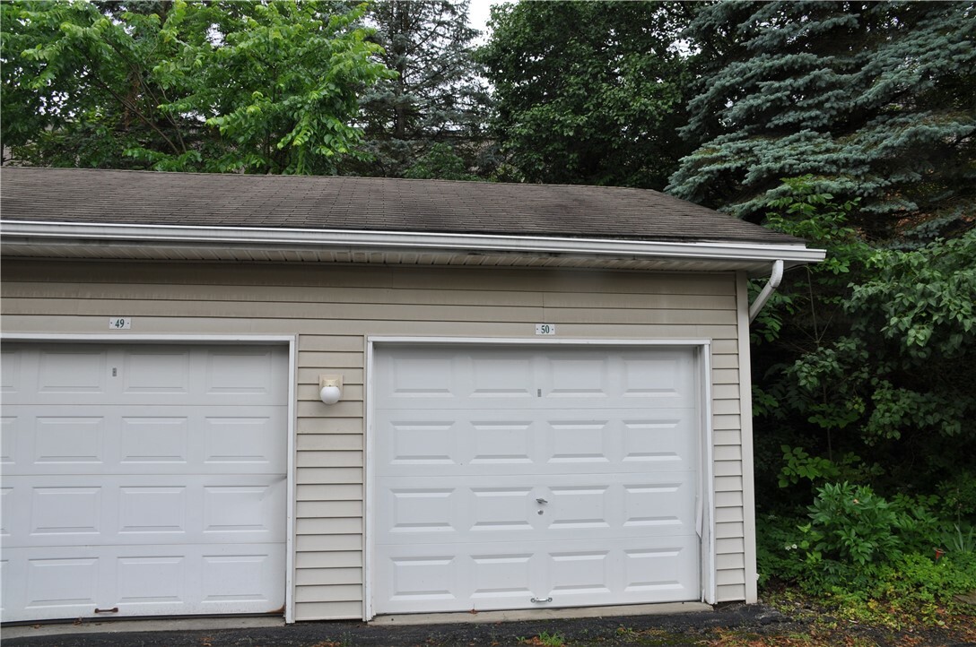 Property Photo: 1101 Lenox Dr PA 15102