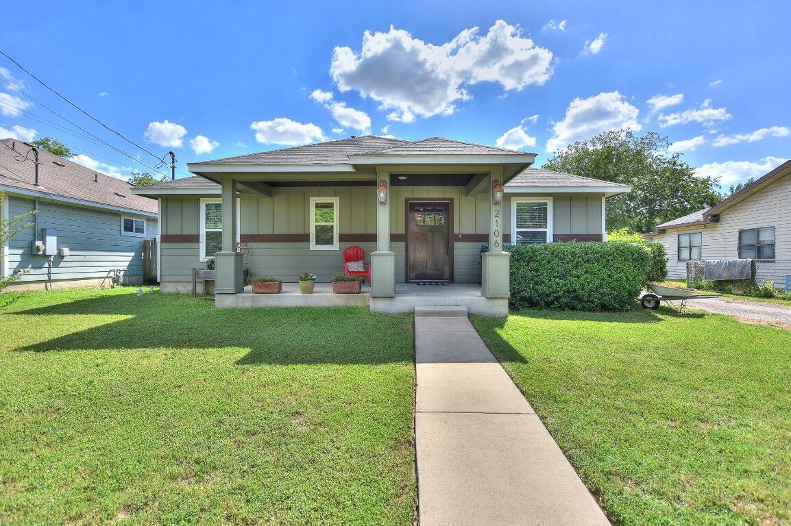Property Photo:  2106 San Jose Street  TX 78626 