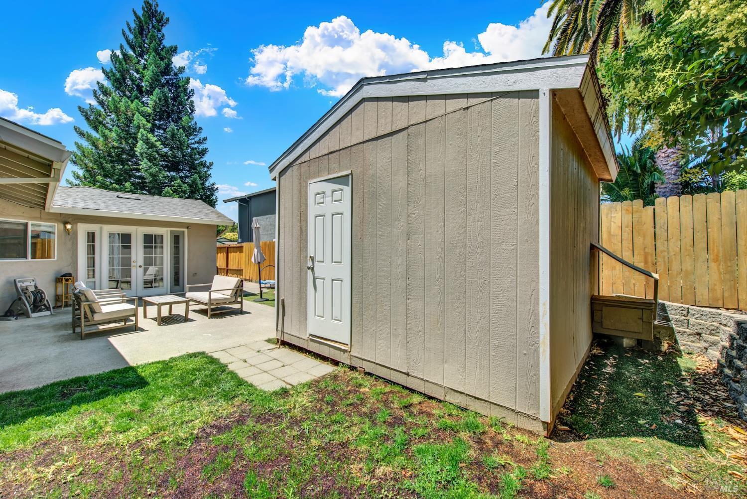 Property Photo: 119 Asbury Drive CA 95687
