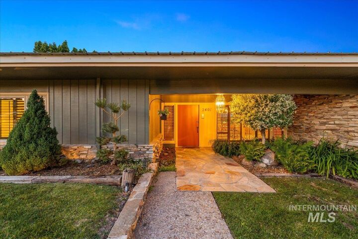 Property Photo: 2401 Terrace Drive ID 83605