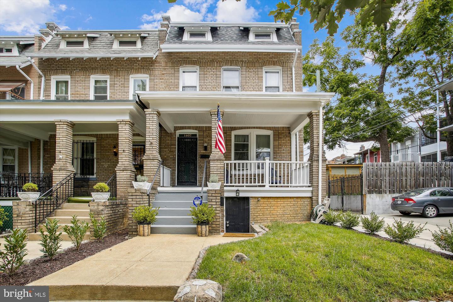 Property Photo: 1407 Shepherd Street NW DC 20011