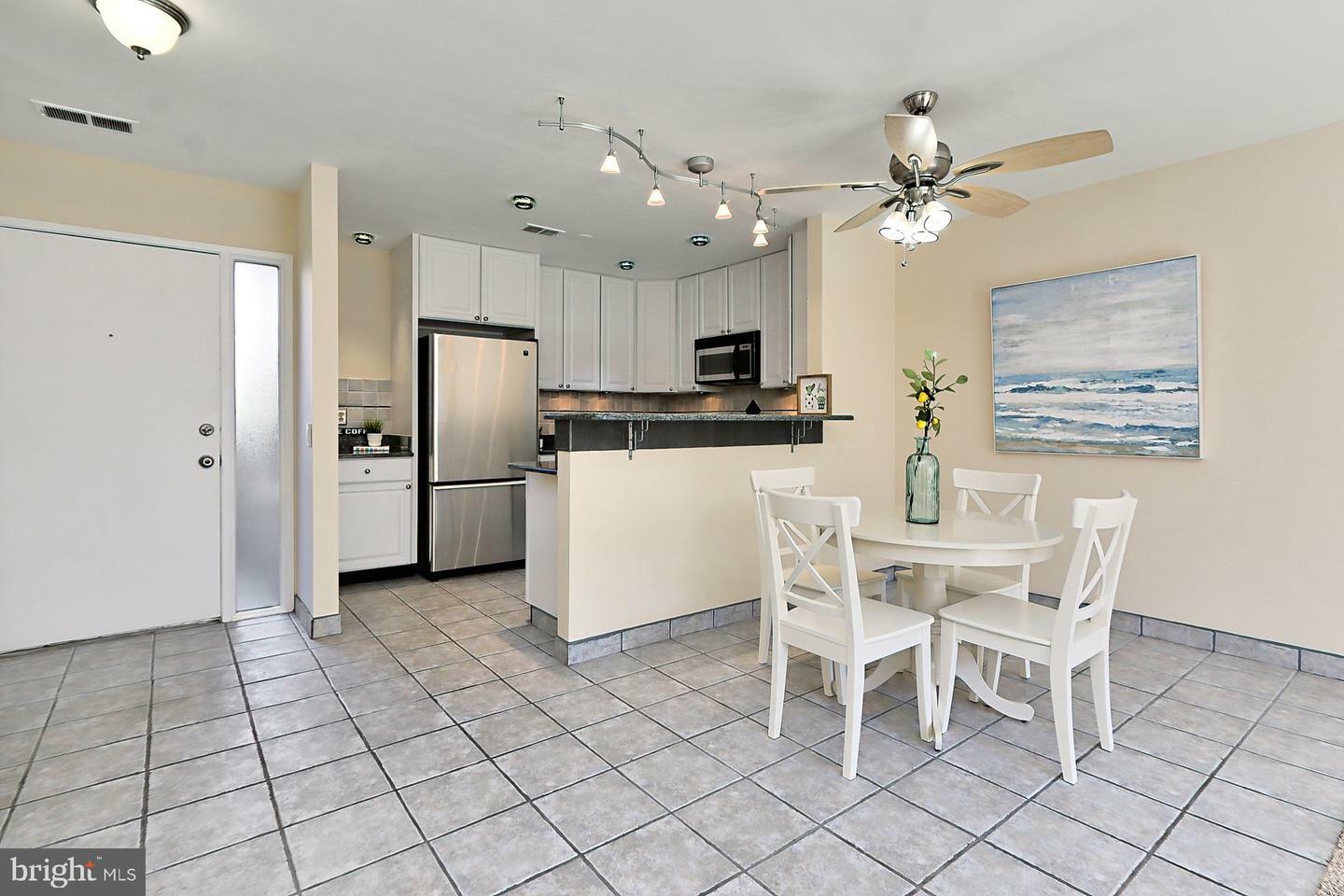 Property Photo: 2680 Glengyle Drive 29 VA 22181