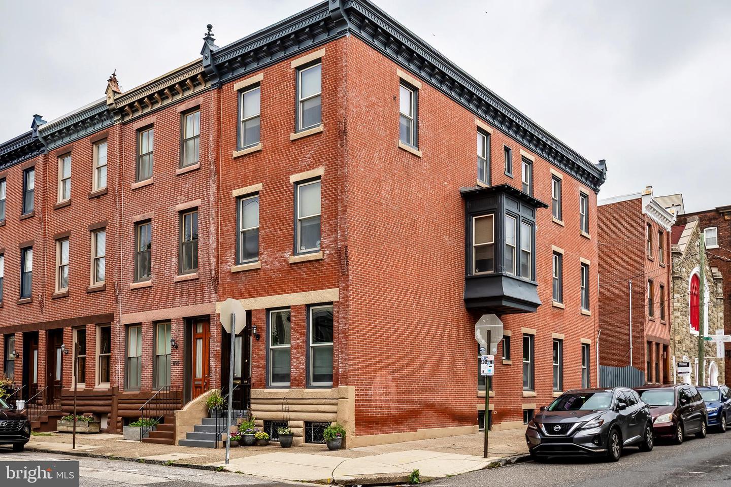 Property Photo: 2101 Wallace Street PA 19130