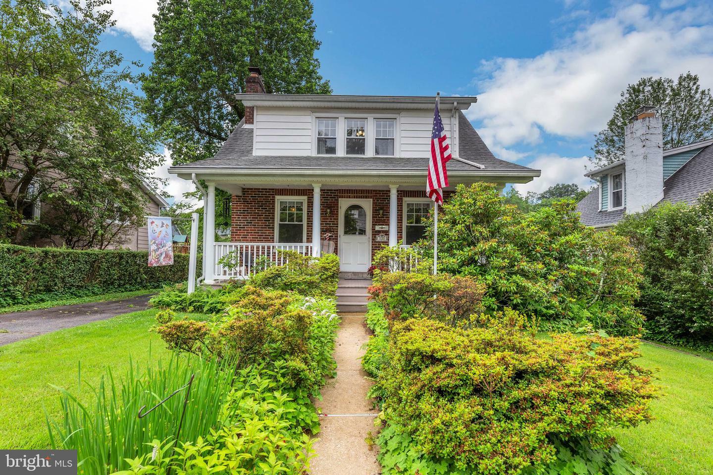 Property Photo:  120 W Seventh Street 150  PA 19063 